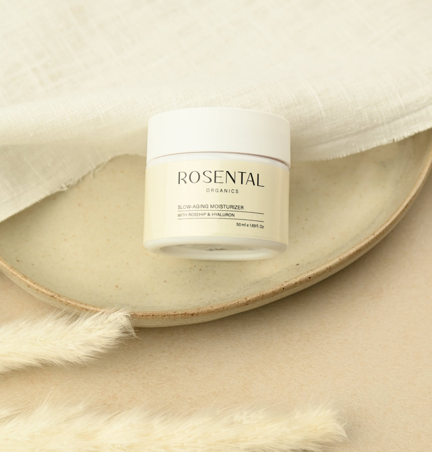 Slow-Aging Moisturizer | con Rosa Mosqueta y Ácido Hialurónico